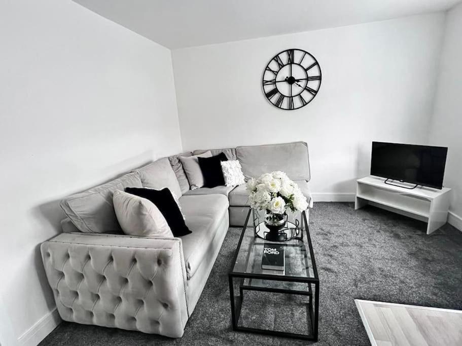 Harmony Home Lindley 허더즈필드 외부 사진